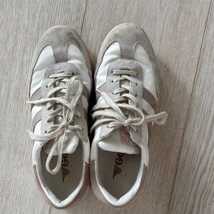 Gola women’s size 7 sneakers.